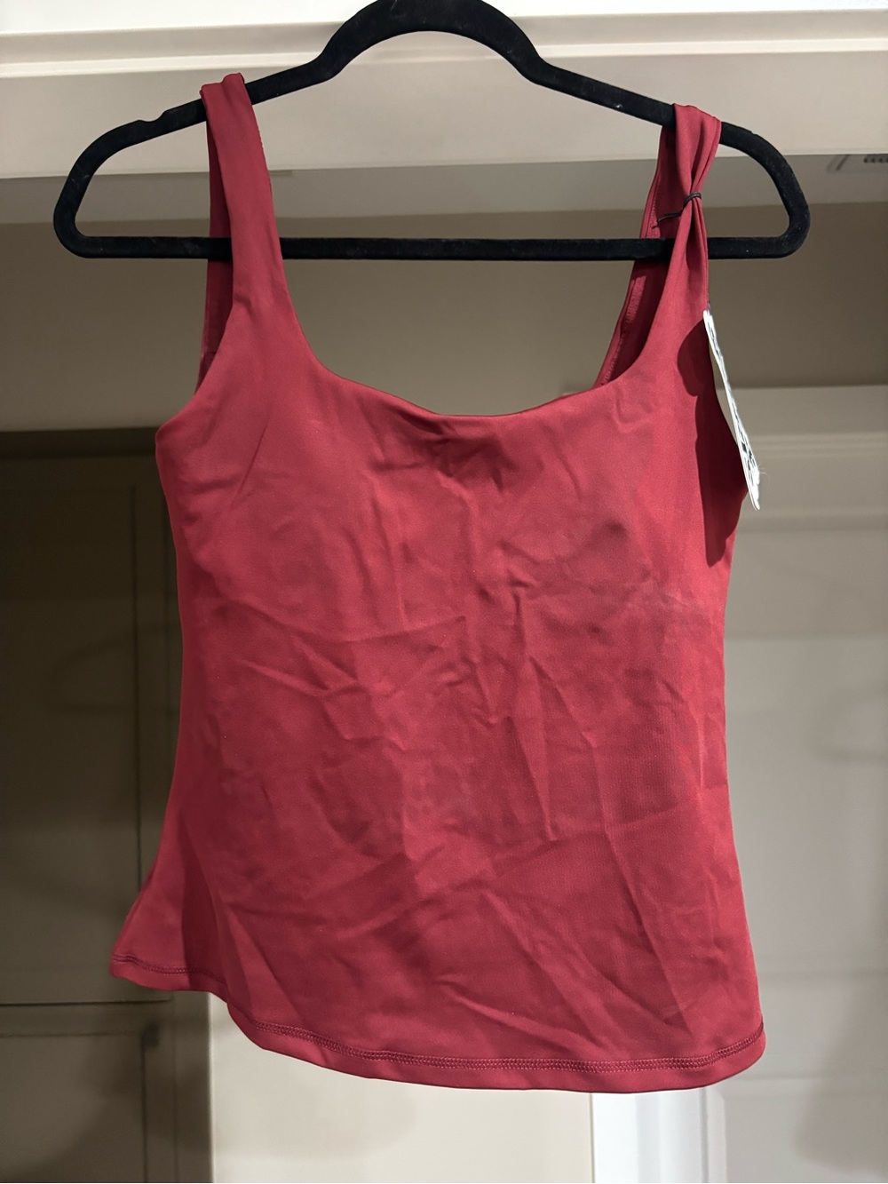 Sleeveless Scoop Neck Long Line Tank Top w/ Built-in Bra in Rose Red